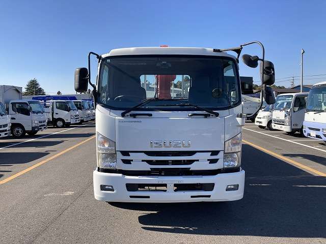 Isuzu Forward 12