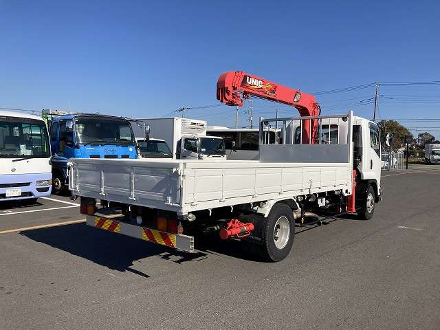 Isuzu Forward 2