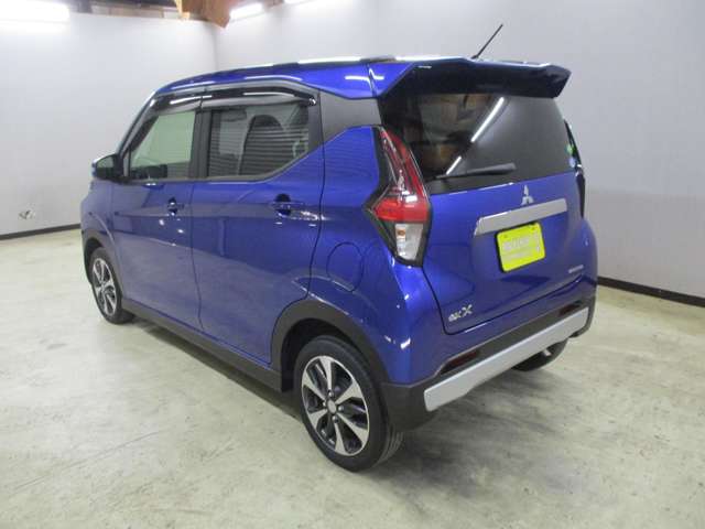 Mitsubishi eK X 6