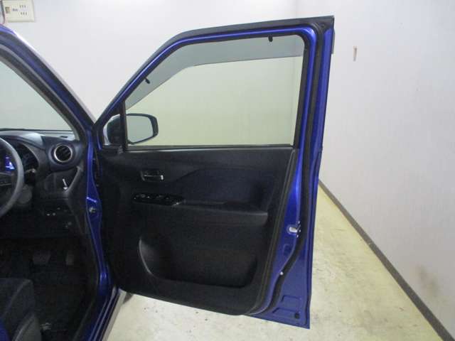 Mitsubishi eK X 7