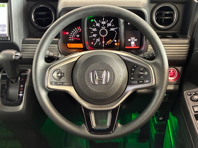 Honda N-VAN 9