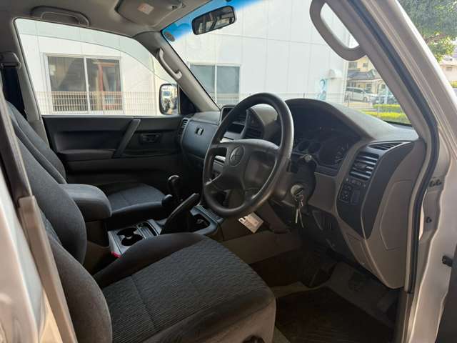 Mitsubishi Pajero 3