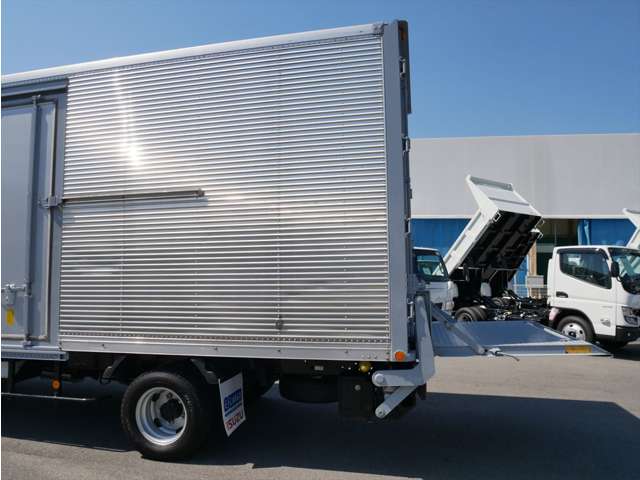 Isuzu Elf 10