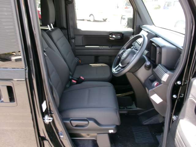 Honda N-VAN 10