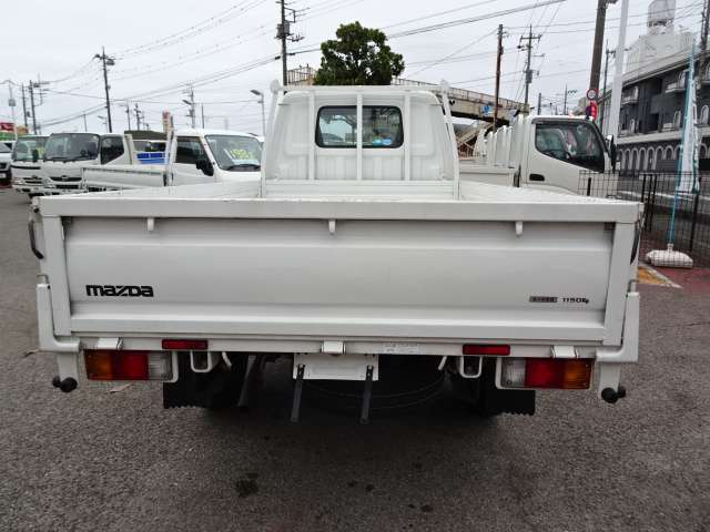 Mazda Bongo Truck 12