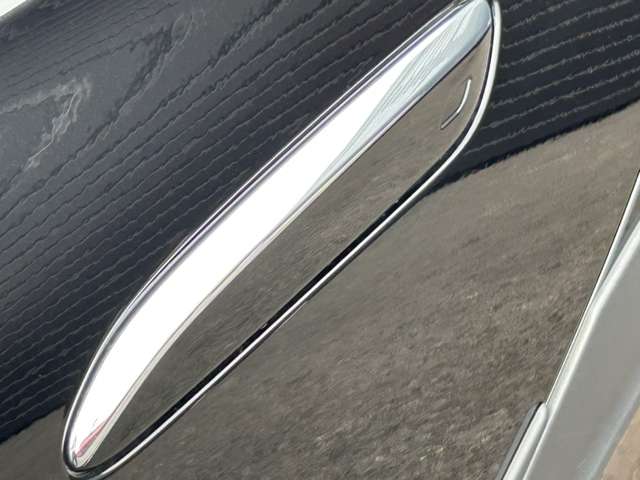 Mercedes-Benz E-Class All-Terrain 11