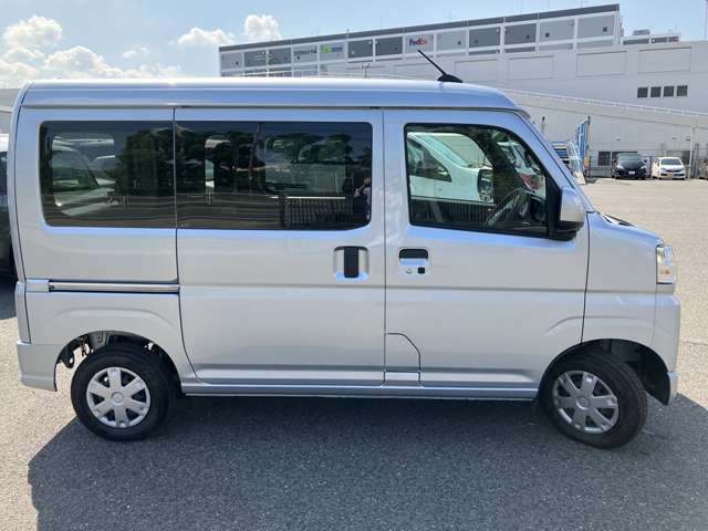 Daihatsu Hijet Cargo 7