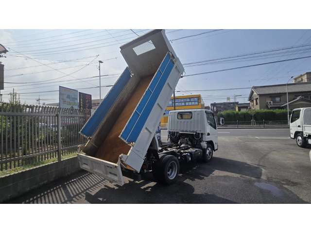 Mitsubishi Fuso Canter 6