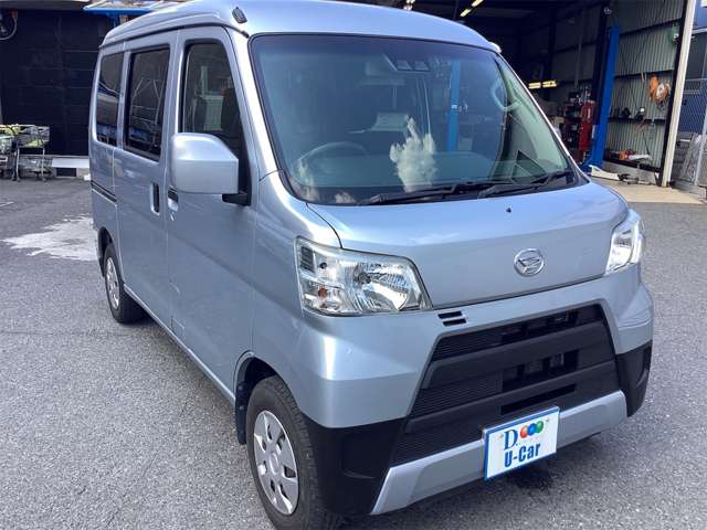 Daihatsu Hijet Cargo 3