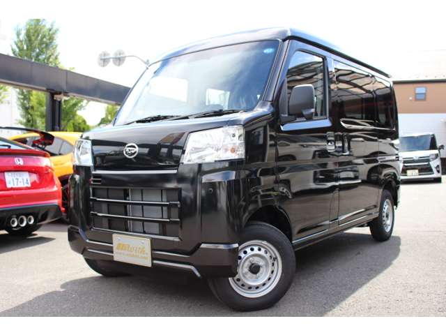 Daihatsu Hijet Cargo 2