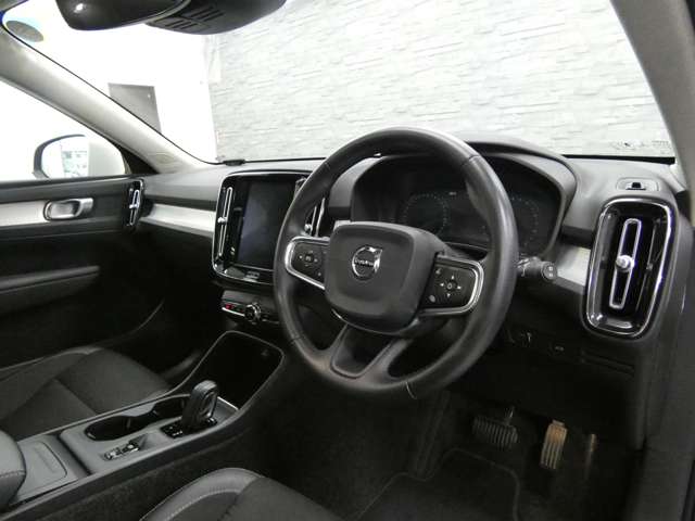 Volvo XC40 5