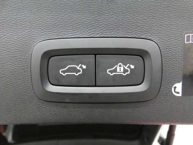 Volvo XC40 9