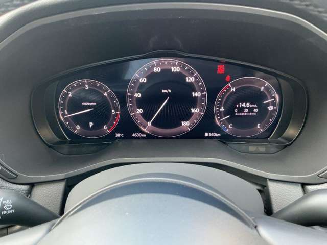 Mazda CX-80 10