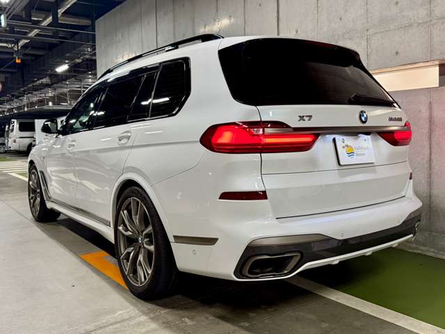 BMW X7 11