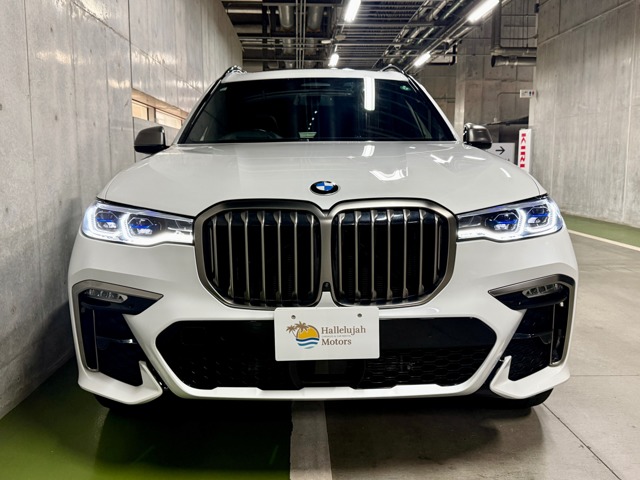 BMW X7 6