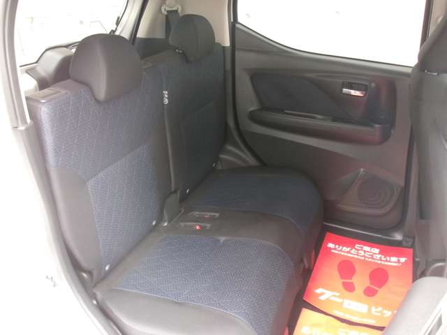 Mitsubishi eK X 12