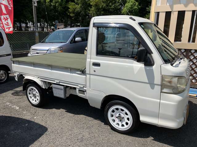 Daihatsu Hijet Truck 6
