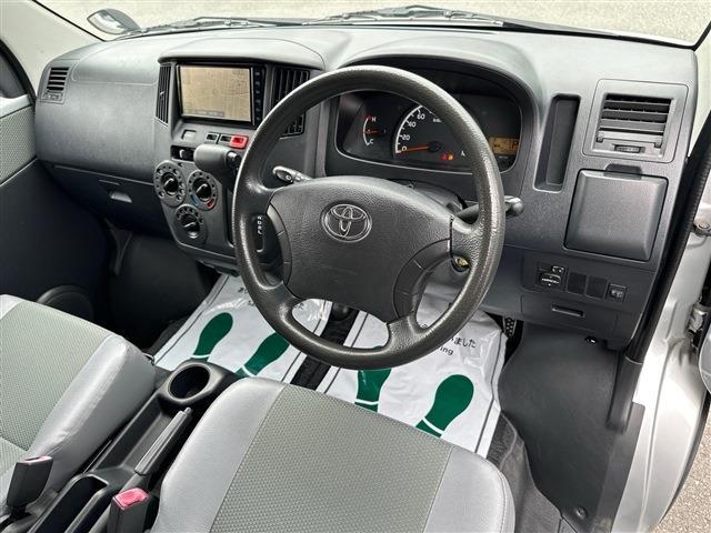 Toyota Light Ace Van 12