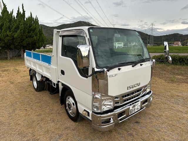 Isuzu Elf 2
