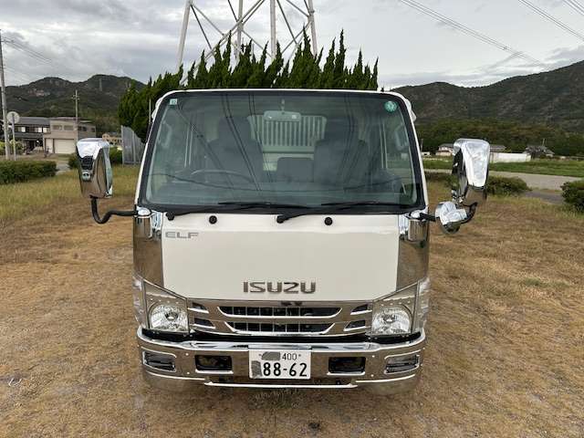 Isuzu Elf 3