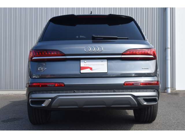 Audi Q7 9