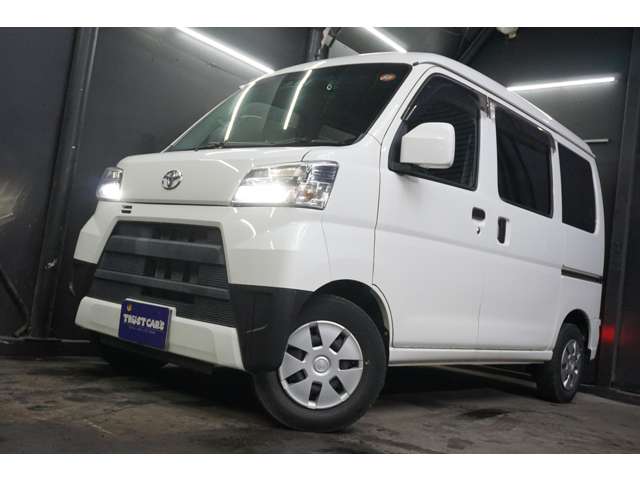 Toyota Pixis Van 12