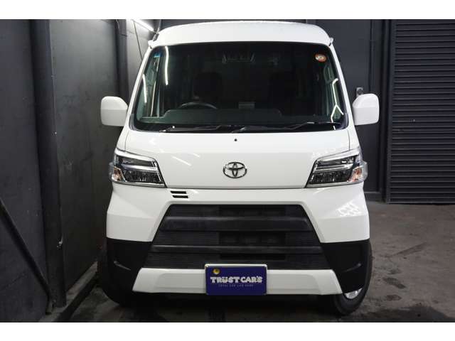 Toyota Pixis Van 10