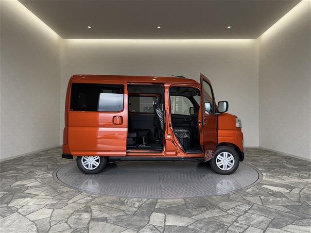 Daihatsu Atrai 12