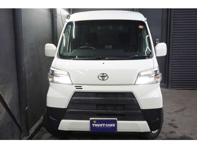 Toyota Pixis Van 9