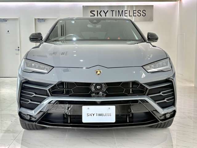Lamborghini ウルス 5