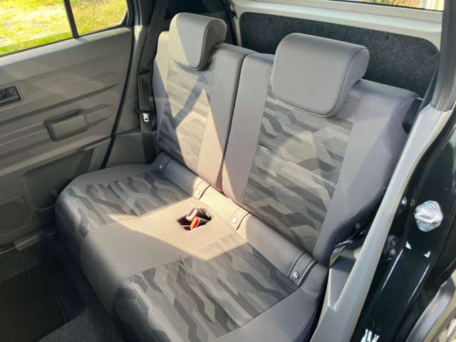 Daihatsu Taft 12