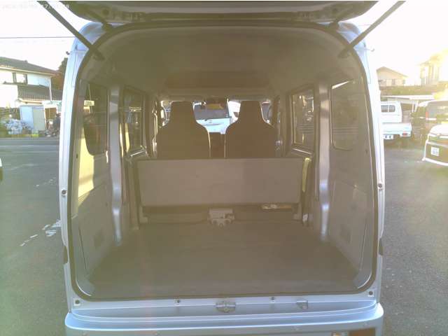 Suzuki Every 8