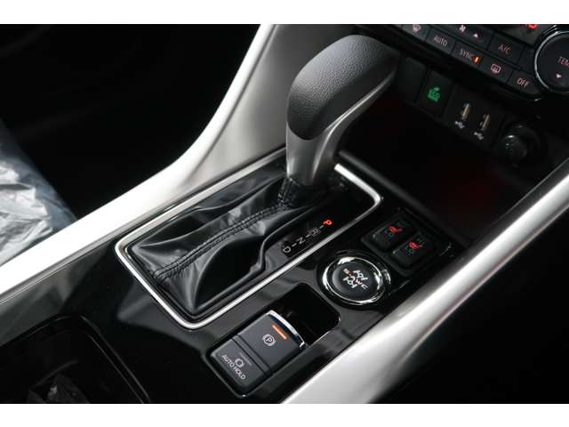 Mitsubishi Eclipse Cross 12
