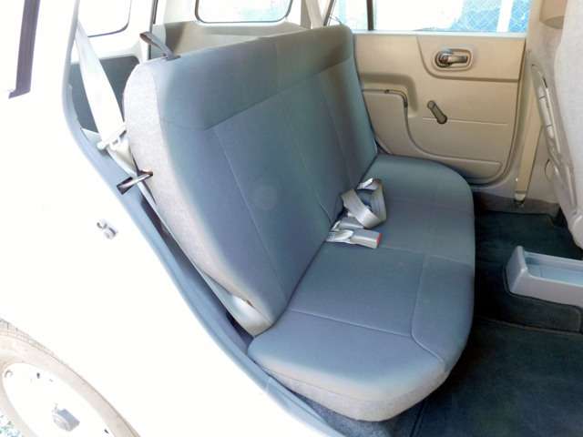 Nissan AD 10