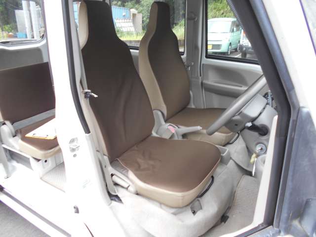 Mitsubishi Minicab Van 11