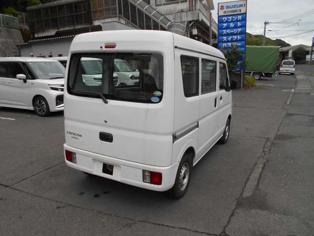 Mitsubishi Minicab Van 7