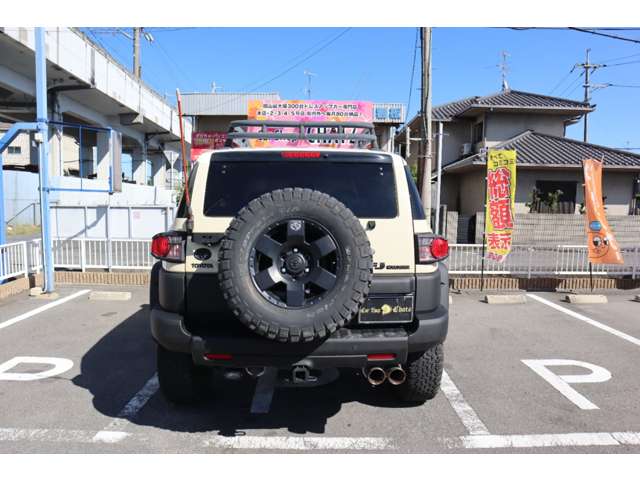 Toyota FJ Cruiser 9