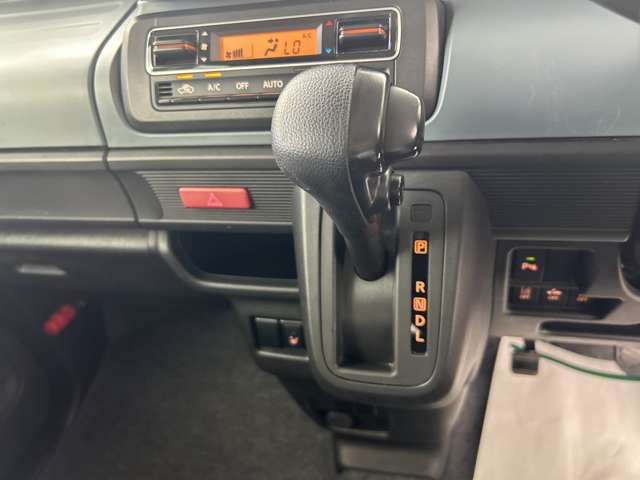 Suzuki Spacia Base 7