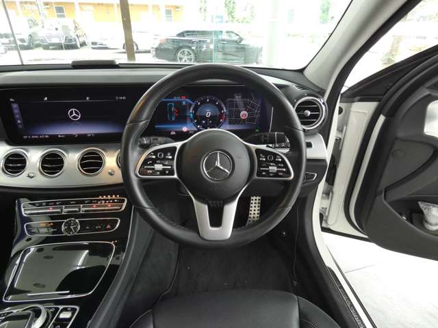 Mercedes-Benz E-Class All-Terrain 4