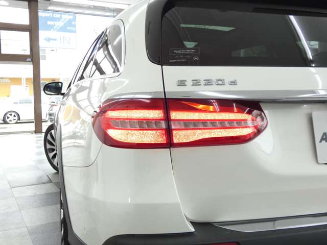 Mercedes-Benz E-Class All-Terrain 6