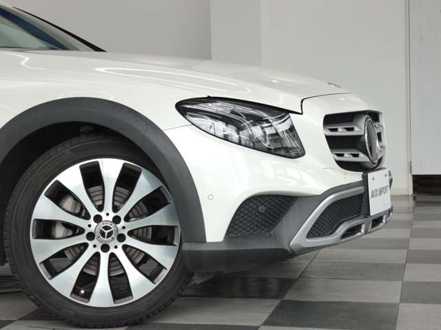 Mercedes-Benz E-Class All-Terrain 7