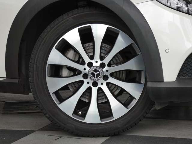 Mercedes-Benz E-Class All-Terrain 8