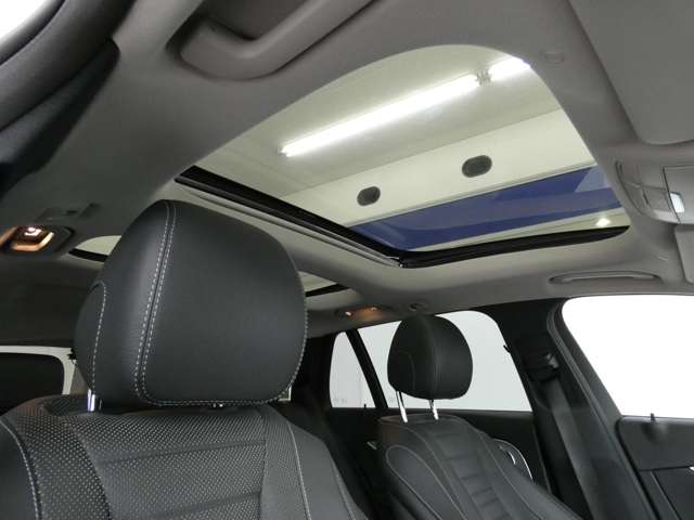 Mercedes-Benz E-Class All-Terrain 9