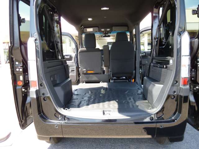 Honda N-VAN 11