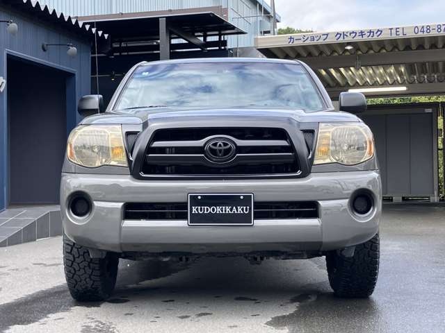 Toyota Tacoma 12