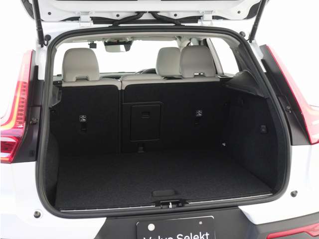Volvo XC40 12