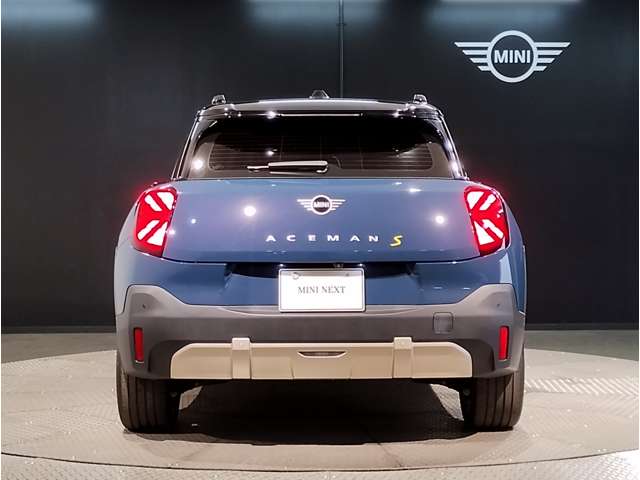 MINI Aceman 9