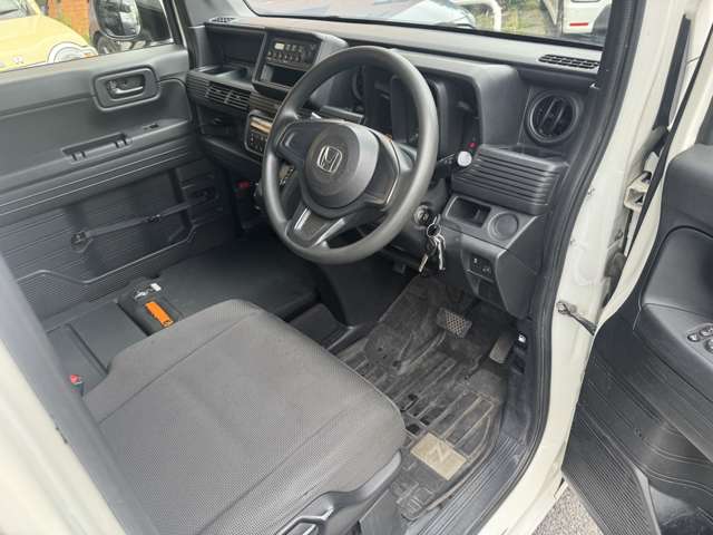 Honda N-VAN 9