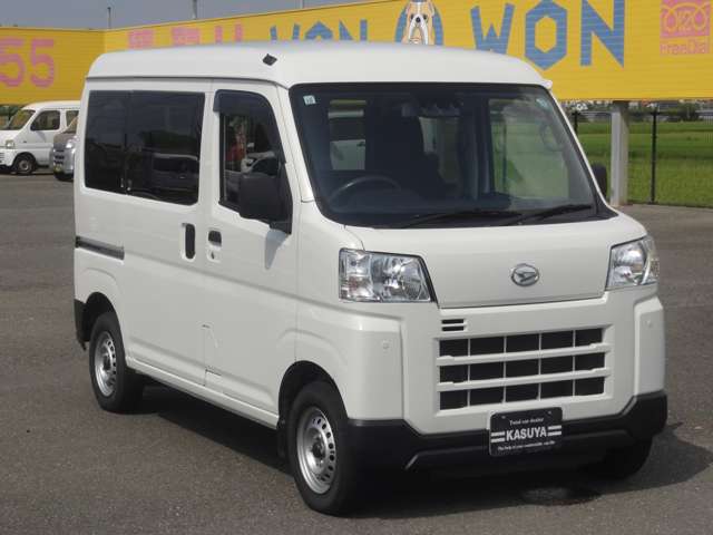 Daihatsu Hijet Cargo 5