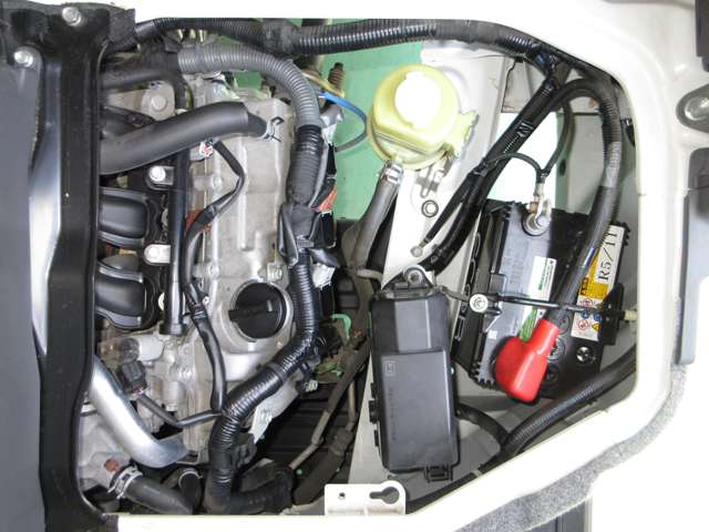 Daihatsu Hijet Cargo 12